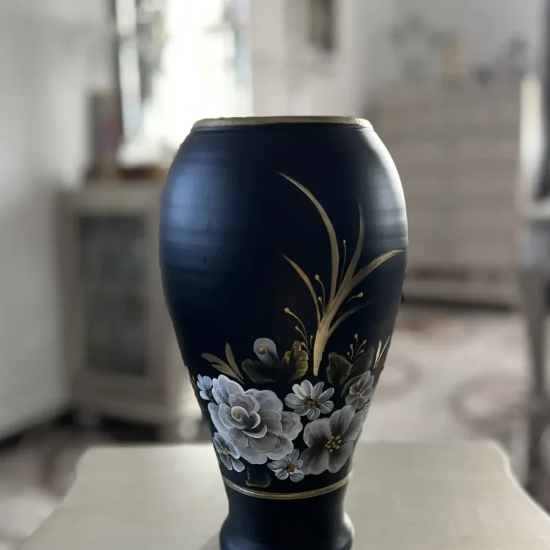 Vază modernă din ceramică-Ceramică Marginea