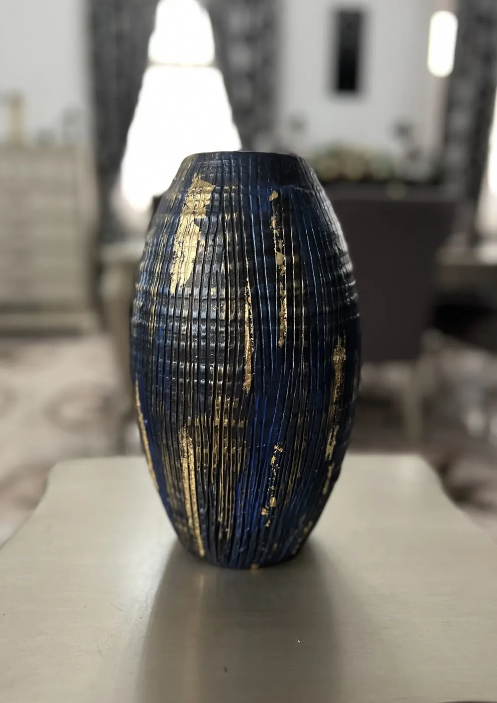 Vază modernă din ceramică neagră Ebony-Ceramică Marginea